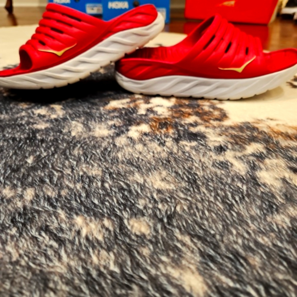 COPY - Hoka slides size 6 women's
